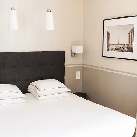 Hotel Eiffel Segur Paris