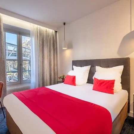 Eiffel Segur Hotel Paris
