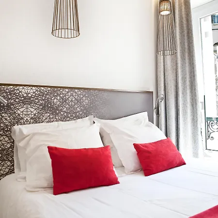 Hotel Eiffel Segur