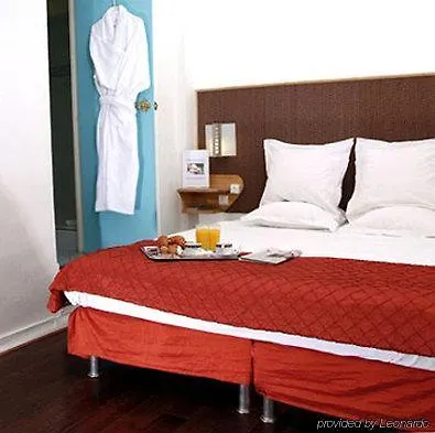 Eiffel Segur Hotel