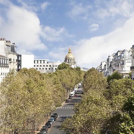 Eiffel Segur Hotel 3*