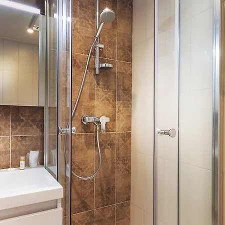 Eiffel Segur 3* Parigi