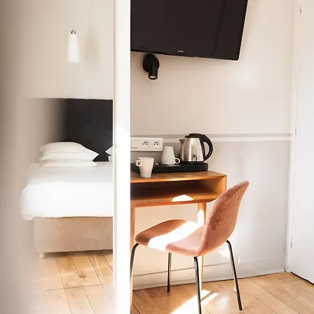 Eiffel Segur Hotel 3*