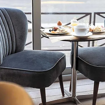 Eiffel Segur Hotel 3*