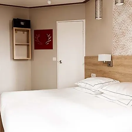 Eiffel Segur 3* Paris