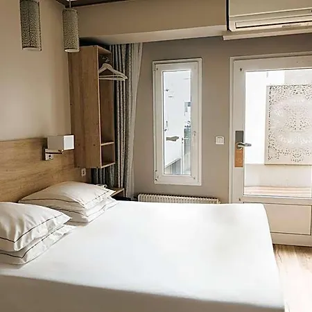 Eiffel Segur 3*
