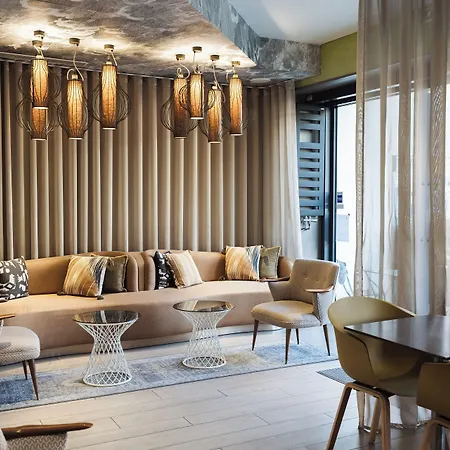 Eiffel Segur Hotel 3*