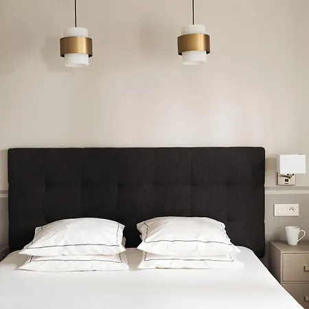 Hotel Eiffel Segur París