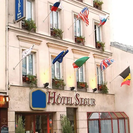 Eiffel Segur Hotel 3*