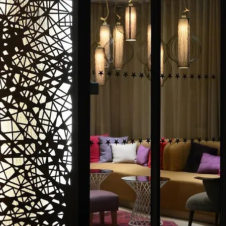 Eiffel Segur 3*
