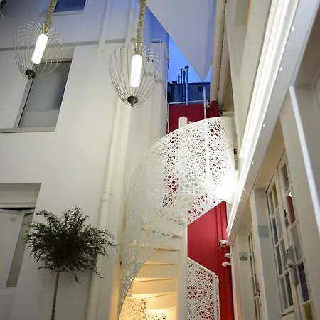 Hotel Eiffel Segur