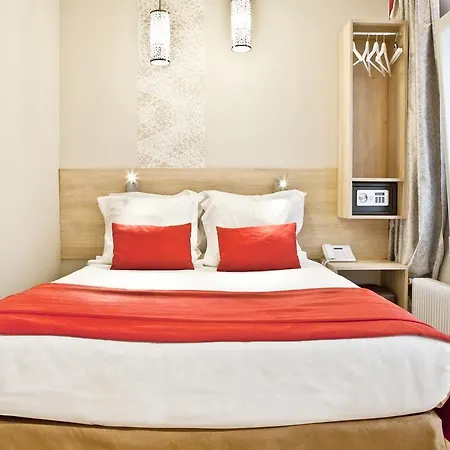 Eiffel Segur Hotel