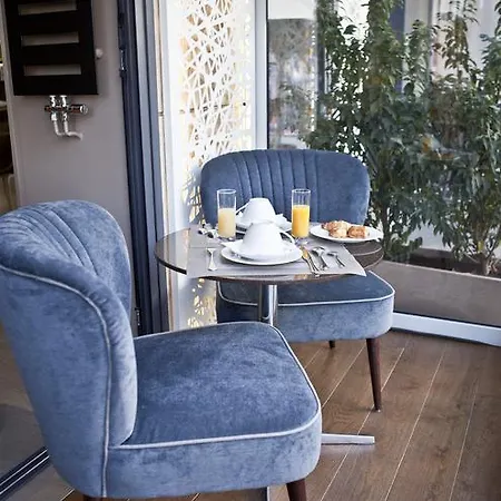 Eiffel Segur 3* Paris