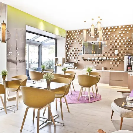 Hotel Eiffel Segur Paris