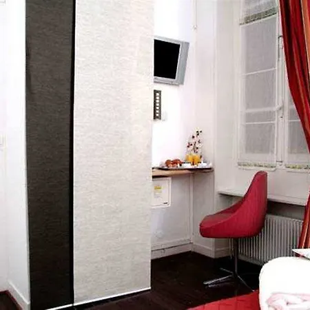 Eiffel Segur Hotel Parigi