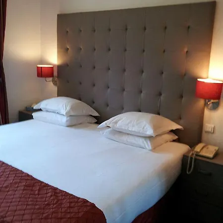 Eiffel Segur Hotel