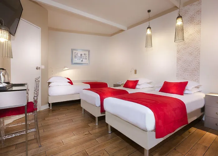 Eiffel Segur Otel Paris