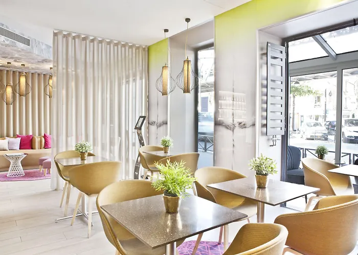 Eiffel Segur Otel Paris