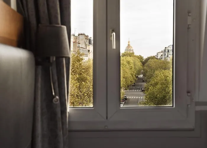 Eiffel Segur Otel 3*