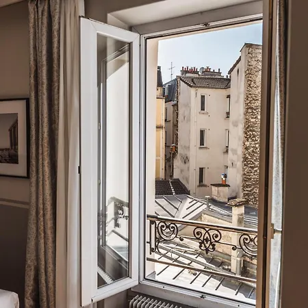 Eiffel Segur Hotel