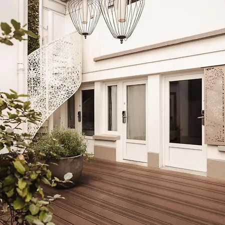 Eiffel Segur Hotel Paris